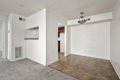 A cozy dining or breakfast area, perfect for enjoy