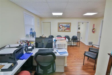 524 W Broad St, Quakertown, PA 18951 - photo 5