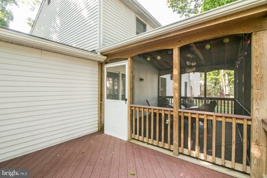 15504 Laurel Ridge Rd, Dumfries, VA 22025 - photo 4