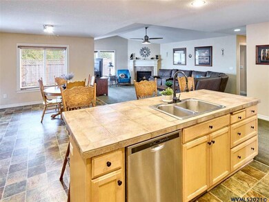 569 West Ln, Molalla, OR 97038 - photo 6