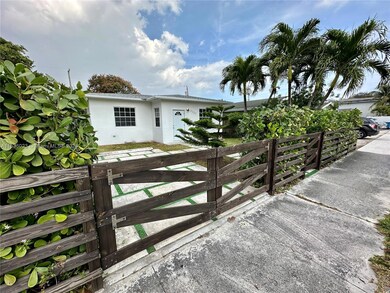 2227 Freedom St, Hollywood, FL 33020 - photo 2