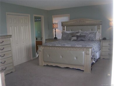 20 Kinsale Dr, Leicester, NC 28748 - photo 5