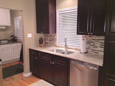 1119 S Sumner St, Wheaton, IL 60189 - photo 4