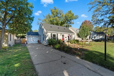 6914 James Ave S, Richfield, MN 55423 - photo 2