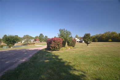 809 Saxony Ln, Freeburg, IL 62243 - photo 5