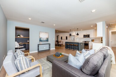 910 Algregg St, Houston, TX 77009 - photo 7