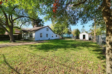 14319 Brownsville St, Houston, TX 77015 - photo 3