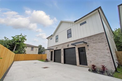 4719 Mallow St unit B, Houston, TX 77033 - photo 3