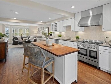 794 E 7th St unit D, Boston, MA 02127 - photo 5