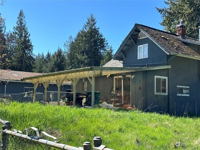 1538 SW Old Clifton Rd, Port Orchard, WA 98367 - photo 2