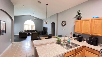 847 Highgate Park Blvd, Davenport, FL 33897 - photo 5