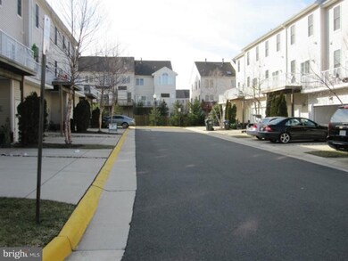 42771 Hollingsworth Terrace unit 5B, Chantilly, VA 20152 - photo 7