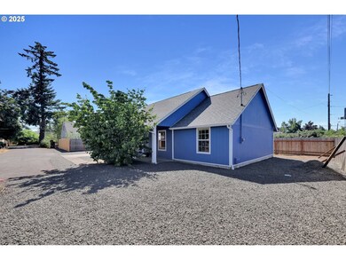176 19th St, Springfield, OR 97477 - photo 5