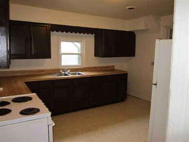 129 N 3rd St, Elkhart, IN 46516 - photo 6