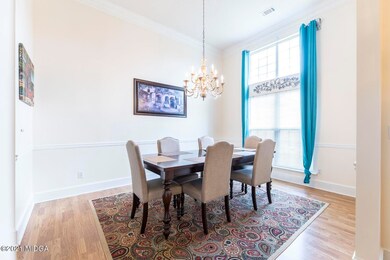 401 Cross Creek Way 10