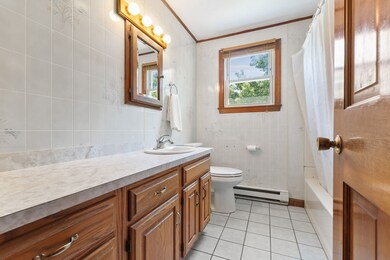 62 Meadow Rd, Spencer, MA 01562 - photo 6