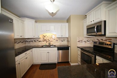 3700 SW Nottingham Rd, Topeka, KS 66610 - photo 3