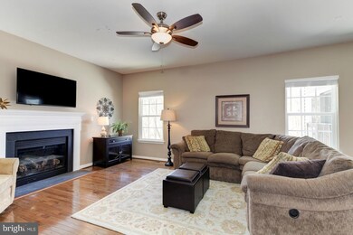 1109 Sassafras Cir, Eldersburg, MD 21784 - photo 3