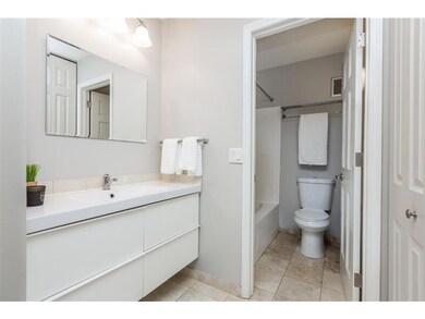 10531 Cedar Lake Rd S unit 404, Hopkins, MN 55305 - photo 5