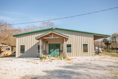 10015 Faulkner Dr, Aberdeen, MS 39730 - photo 2