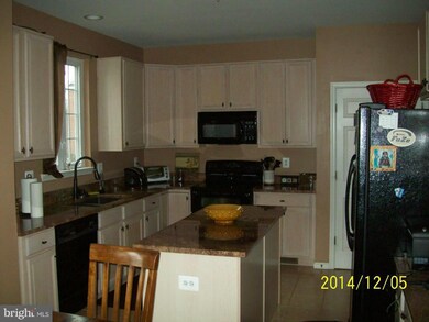 35544 Collington Dr, Round Hill, VA 20141 - photo 5