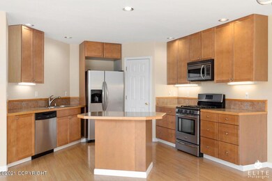 2452 Tulik Dr, Anchorage, AK 99517 - photo 6