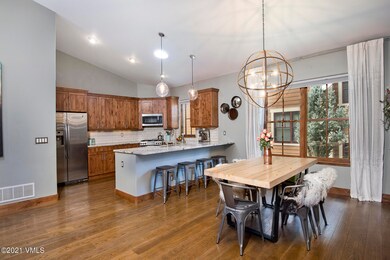 135-PalmerLoop-MLS_11