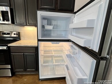 1130 Renee Way, Seguin, TX 78155 - photo 4