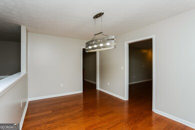 1677 Pheasant Dr, Jonesboro, GA 30238 - photo 3