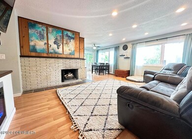 4701 Pavalof St, Anchorage, AK 99507 - photo 3