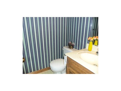 Guest 1/2 Bath.