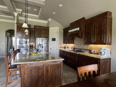 410 The Landing Blvd, Granbury, TX 76049 - photo 6