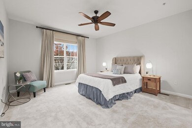 8776 Sage Brush Way, Columbia, MD 21045 - photo 5