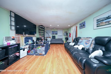 unit 1. living room