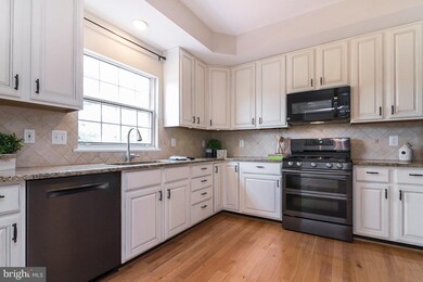 20329 Briarcliff Terrace, Sterling, VA 20165 - photo 7