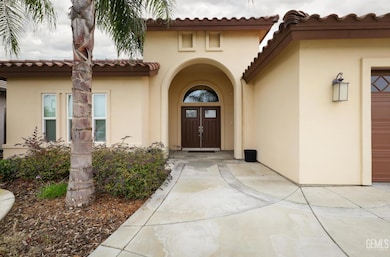 10225 Azimuth St, Bakersfield, CA 93306 - photo 7