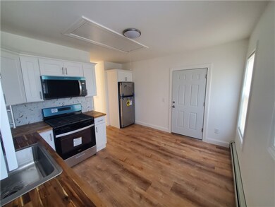 55 Pine St unit 3, Pawtucket, RI 02860 - photo 3