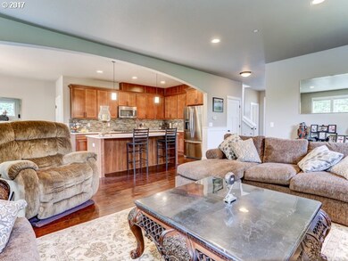 Kitchen/Living Room