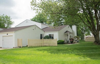 48 Greenwood Dr, Freehold, NJ 07728 - photo 4