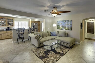 8014 E McLellan Blvd-large-011-3-Family