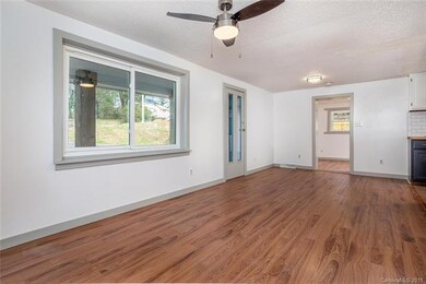 65 Bellevue Rd, Asheville, NC 28803 - photo 7