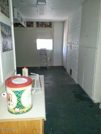 221 Smith  inclosed garage