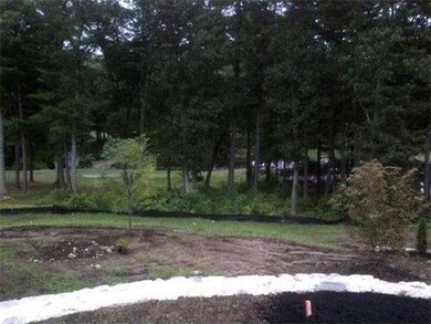 75 Clubhouse Way unit 66, Sutton, MA 01590 - photo 2