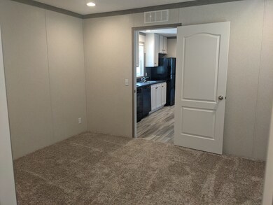 3617 E North Grand Ave unit 157, Springfield, IL 62702 - photo 4