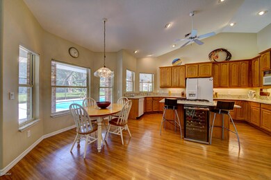 Breakfast Nook_Breakfast Bar