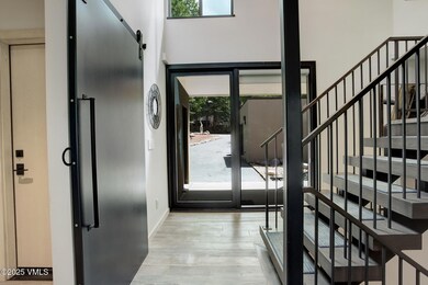 777 Potato Patch Dr A_Foyer