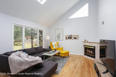 25 Laurel Brook Rd, Lincroft, NJ 07738 - photo 4