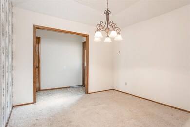 404 Mountainview Dr, Hurst, TX 76054 - photo 7