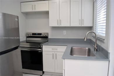 622 NE 6th St unit 1, Hallandale Beach, FL 33009 - photo 7