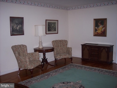 8007 Hillcrest Dr, Manassas, VA 20111 - photo 7